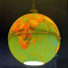 [R1178] Lustre globe terrestre