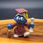 [R2613] Figurine Schtroumpf diplômé